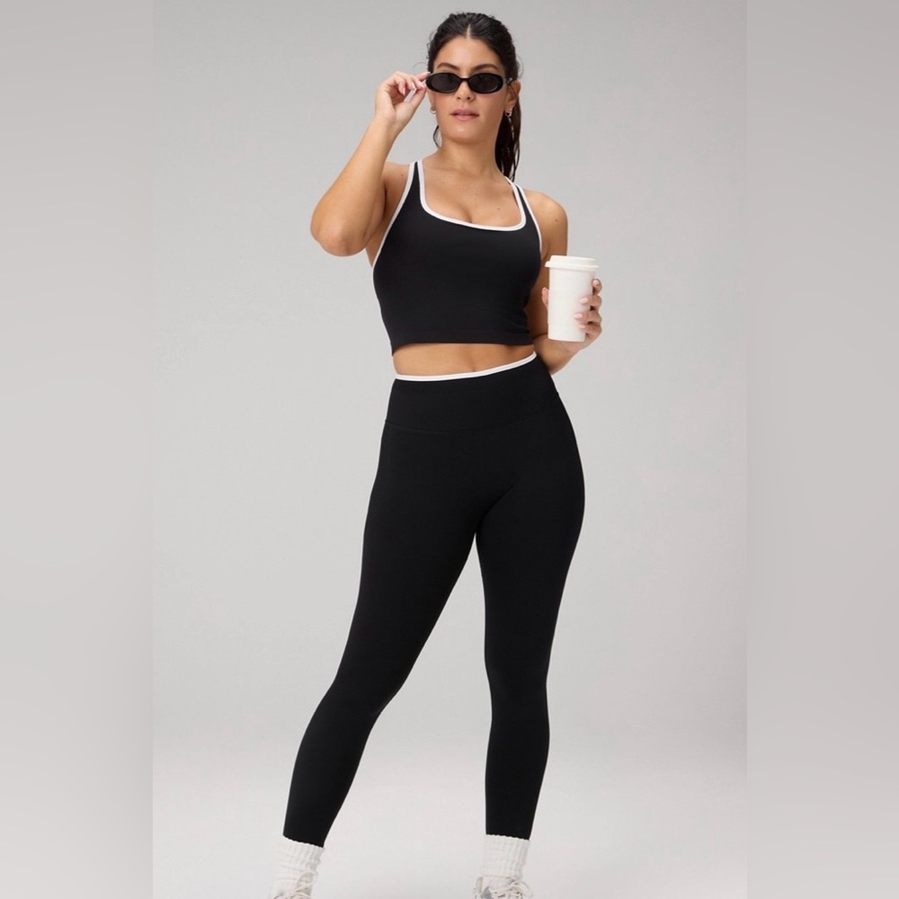 NEW Fabletics Seamless Set 
Built in Bra Tank & Scrunch Leggings SUPER CUTE